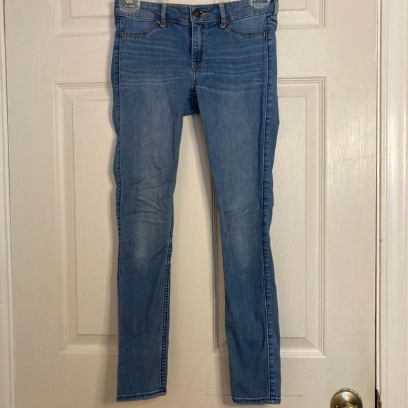 Hollister Medium Washed Jeggings - Picture 1 of 5